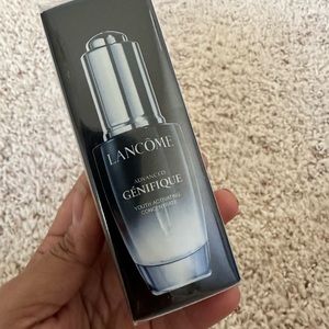 NWT- Lancôme youth activating serum